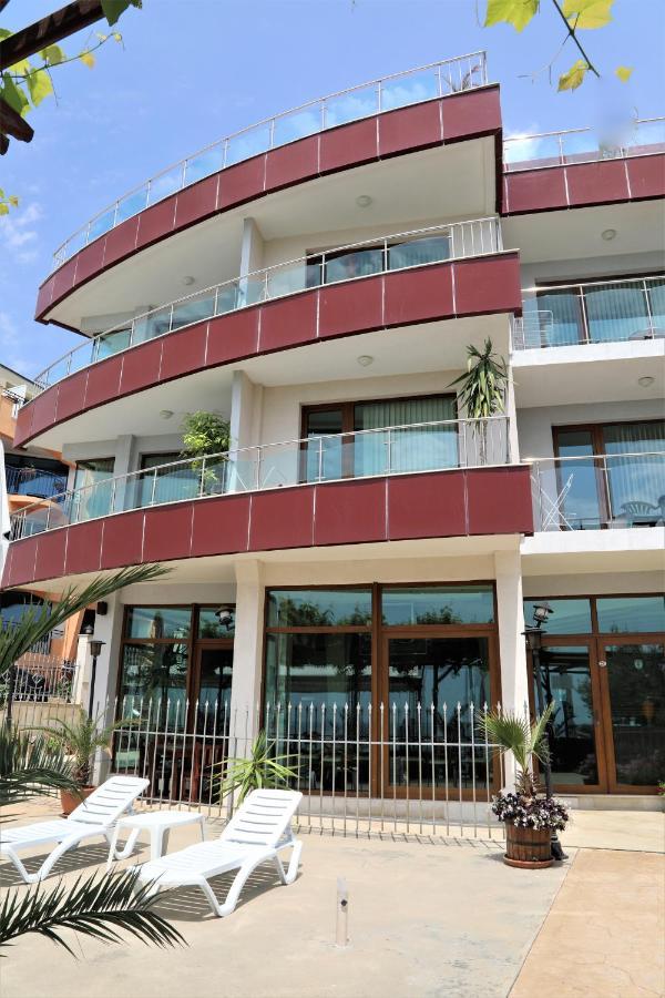 Petrov Family Hotel Nesebyr Zewnętrze zdjęcie